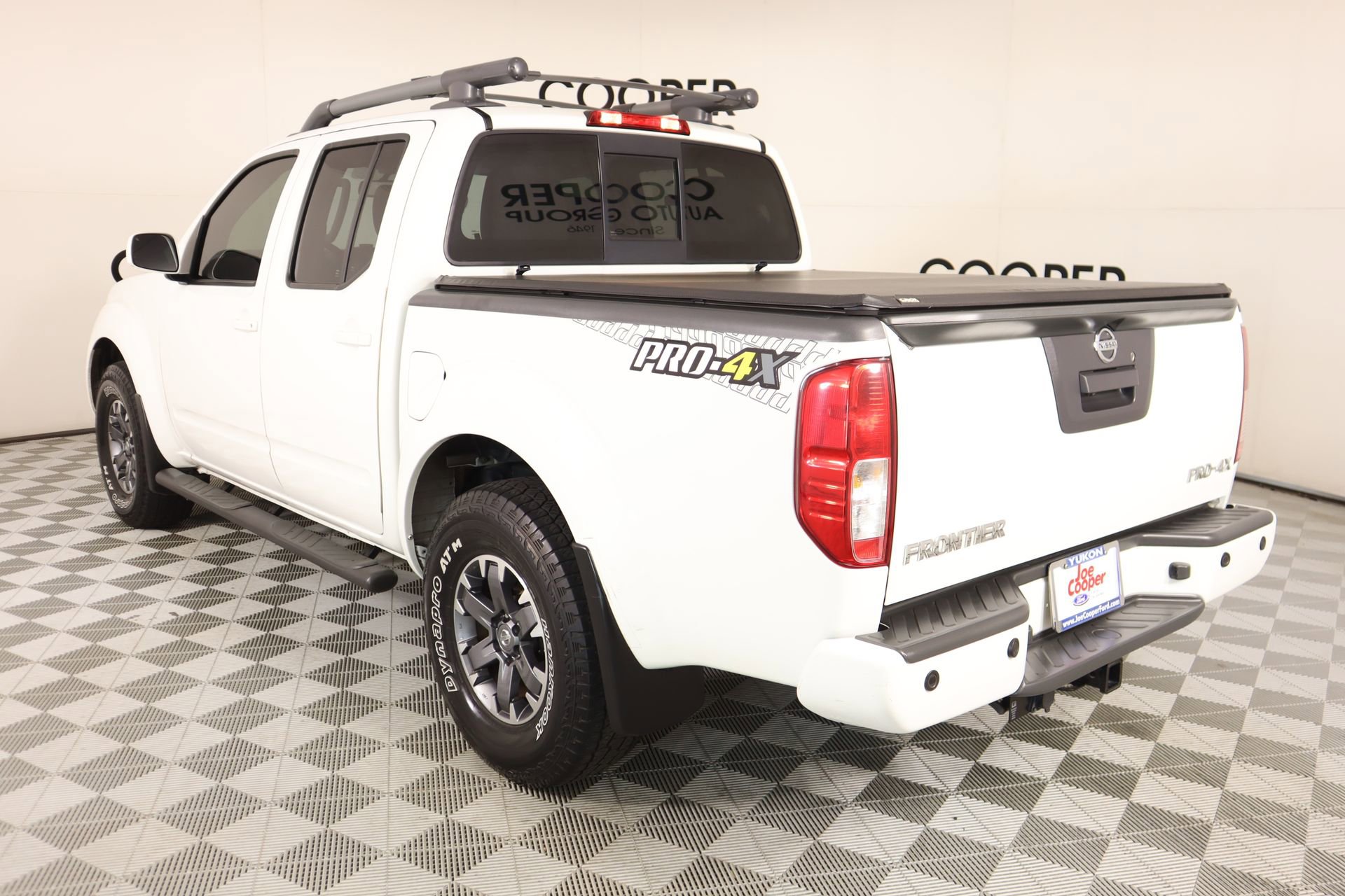 Used 2017 Nissan Frontier PRO-4X w/ Pro-4x Luxury Package image 24