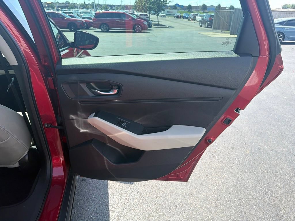 Certified 2024 Honda Accord EX image 28