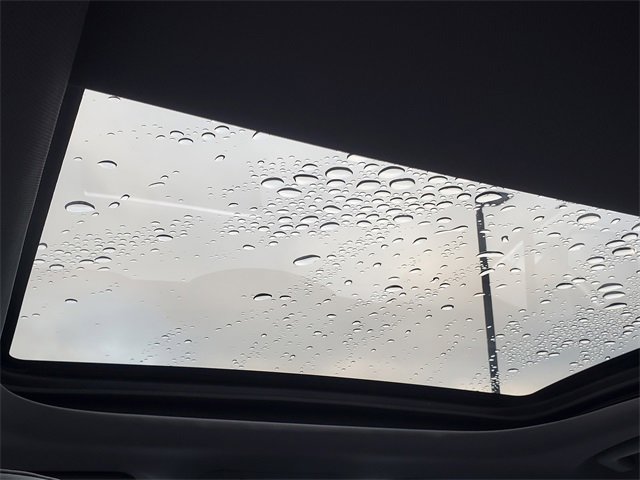 Used 2022 Lincoln Nautilus Reserve image 32