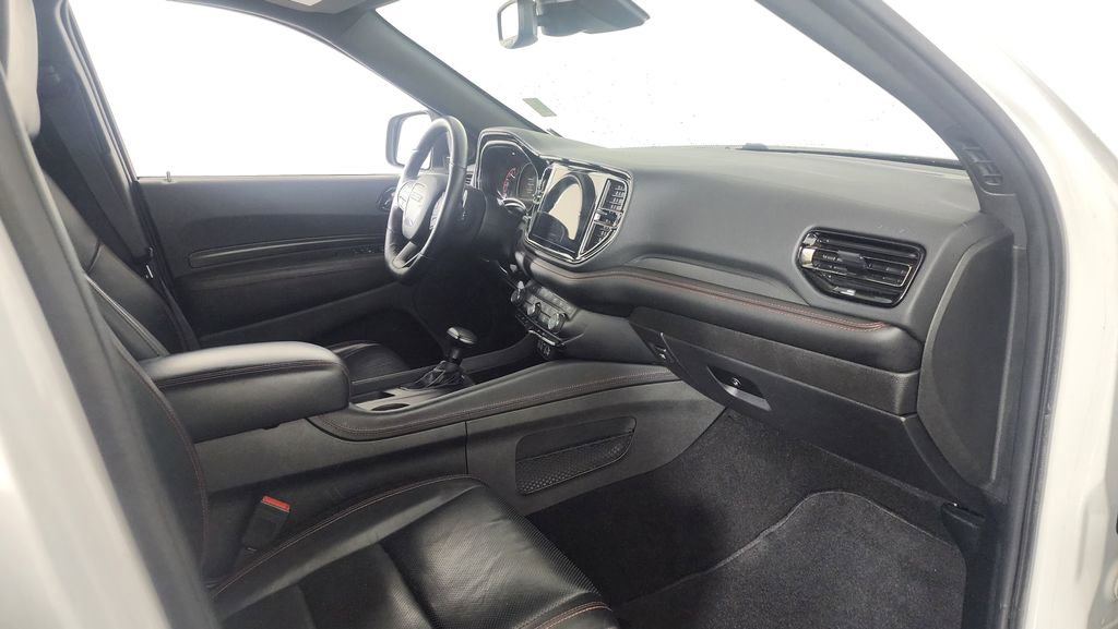 Used 2023 Dodge Durango GT image 32