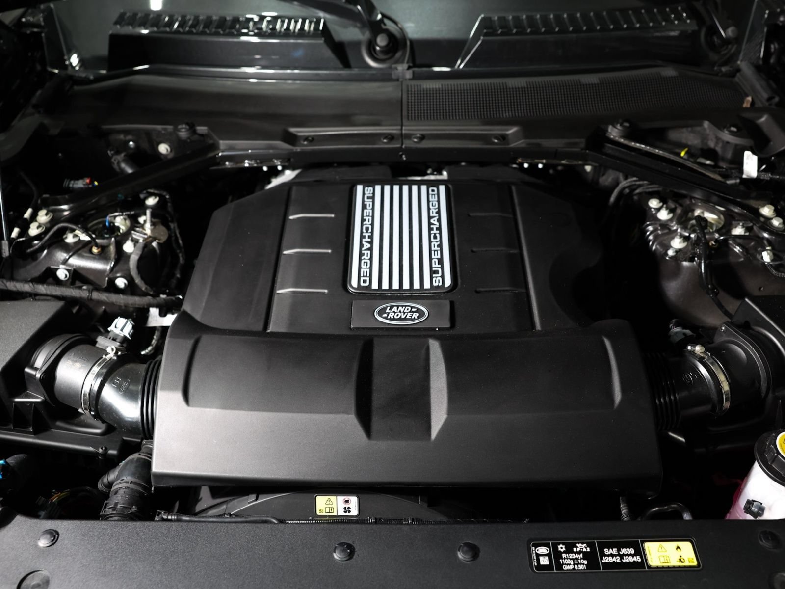 Used 2026 Land Rover Defender 110 V8 AWD/4WD image 45