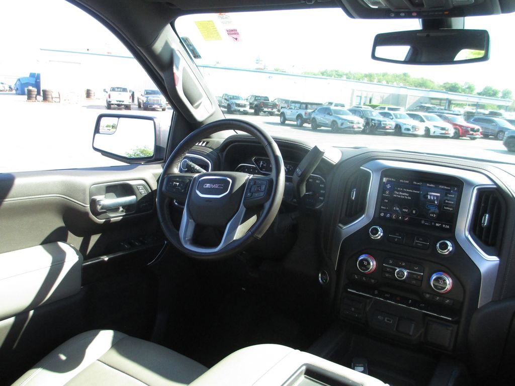 Used 2022 GMC Sierra 1500 SLT w/ SLT Premium Package AWD/4WD image 23