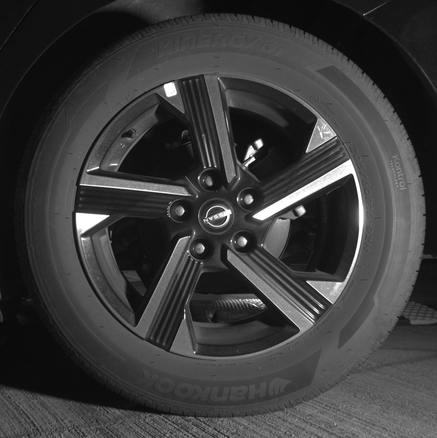 Used 2025 Nissan Sentra SV image 14