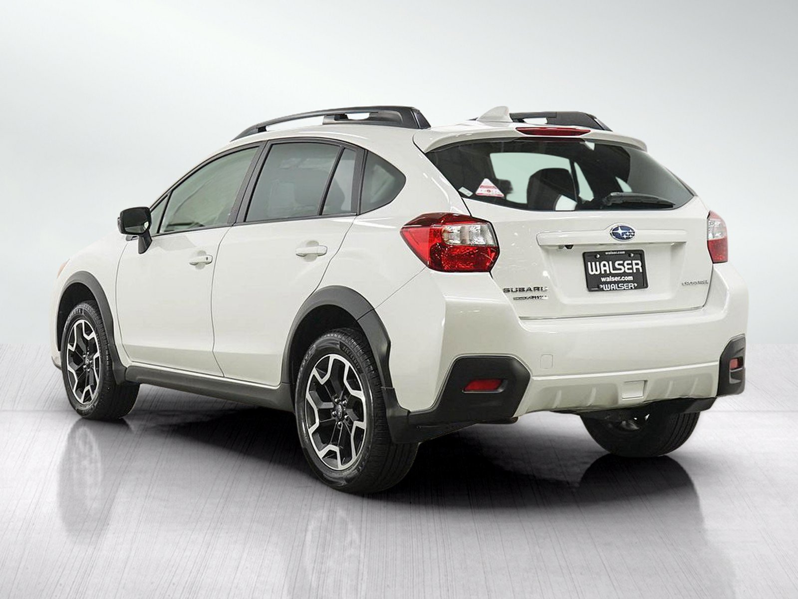 Used 2016 Subaru Crosstrek 2.0i Limited w/ Popular Package #2 AWD/4WD image 3