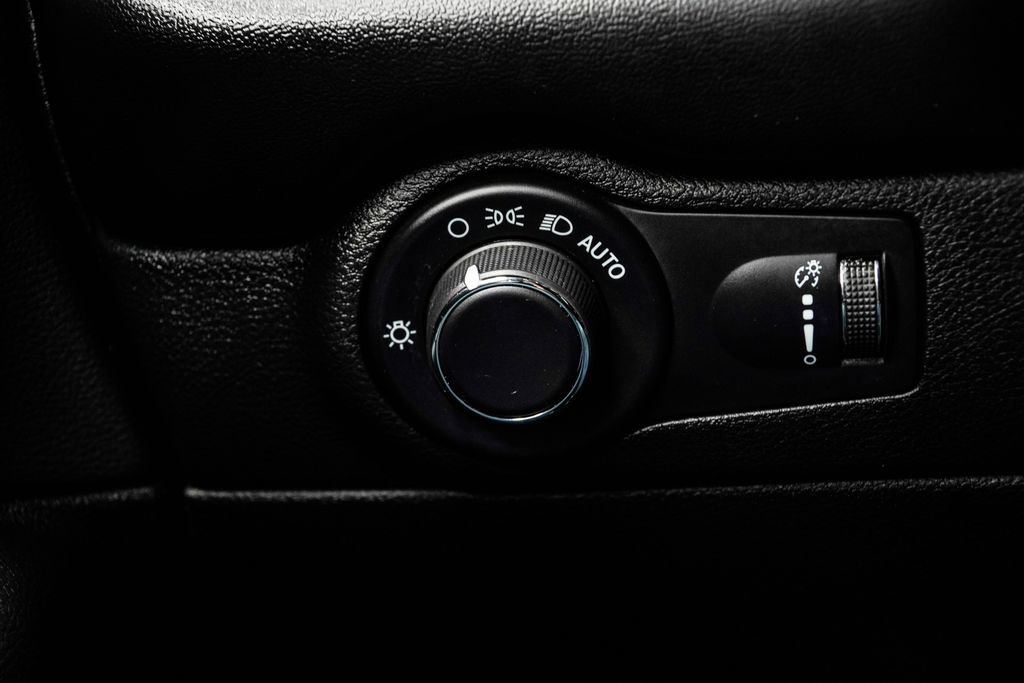 Used 2024 Dodge Durango GT AWD/4WD image 30