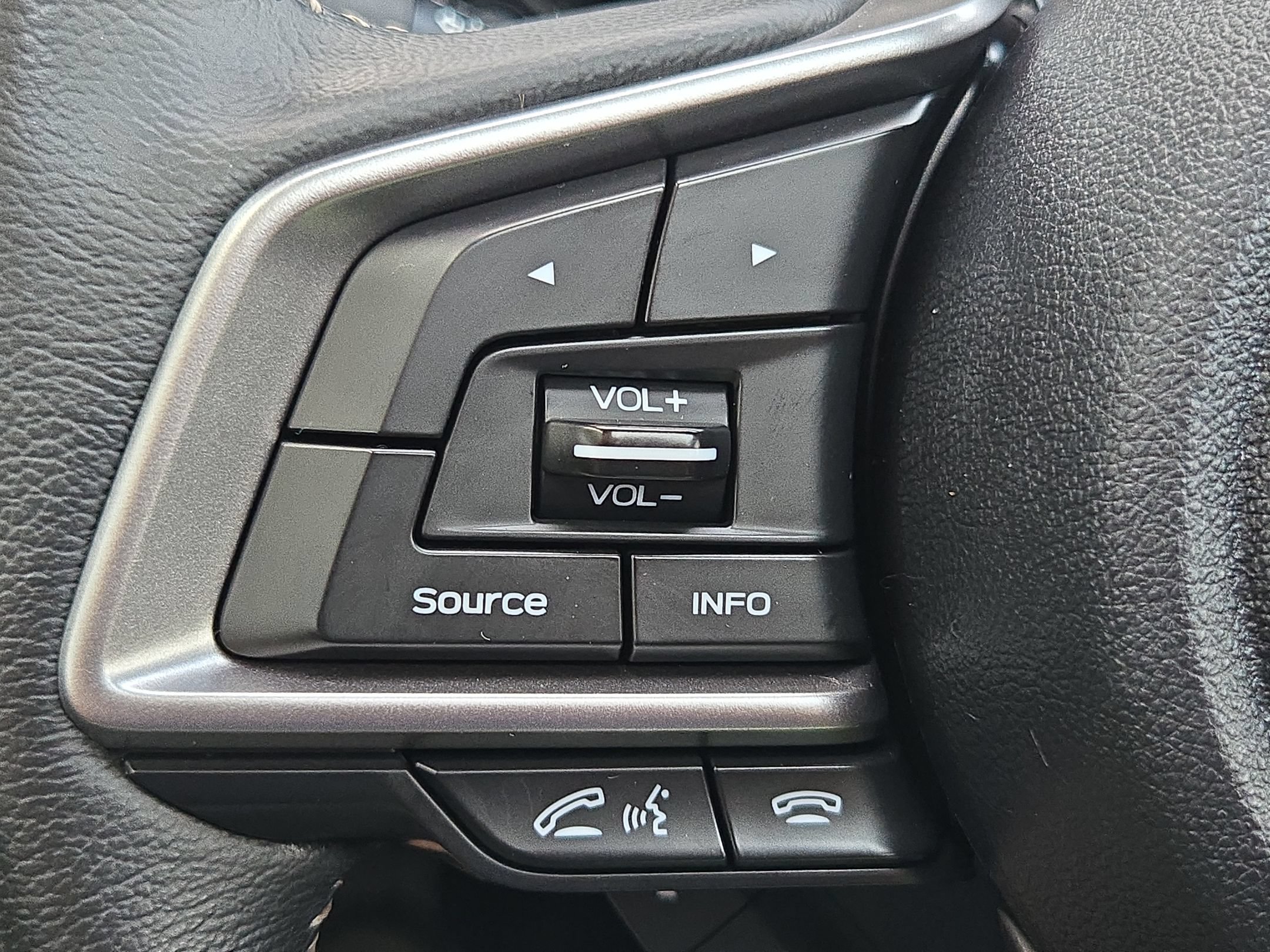 Used 2024 Subaru Forester Premium AWD/4WD image 31