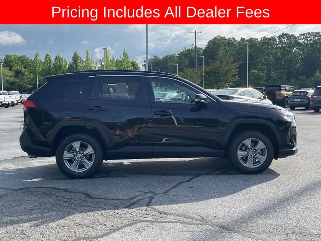 Used 2024 Toyota RAV4 XLE AWD/4WD image 6