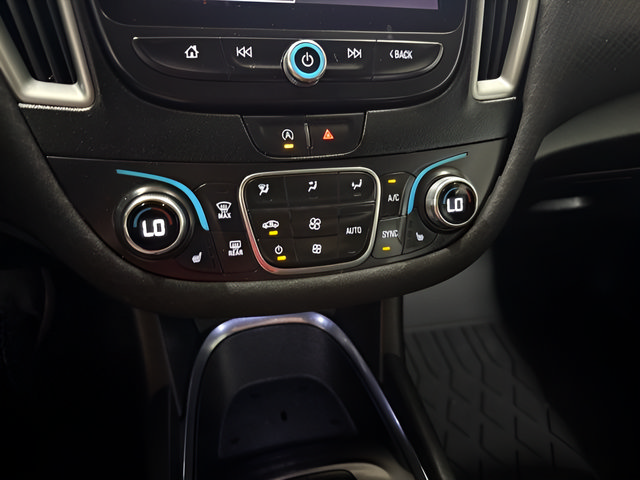 Used 2023 Chevrolet Malibu LT w/ Driver Confidence Package FWD image 23
