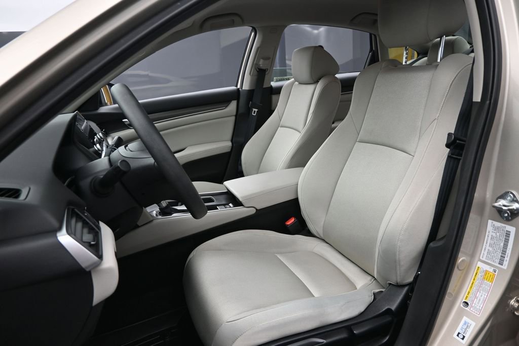 Used 2018 Honda Accord LX image 22