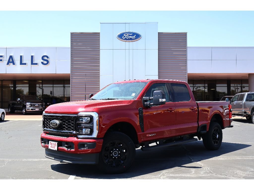 New 2026 Ford F250 Lariat w/ Black Appearance Package