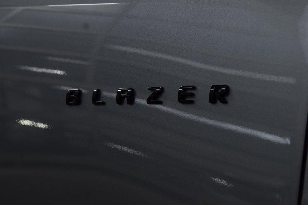 Used 2024 Chevrolet Blazer RS w/ Enhanced Convenience Package image 16