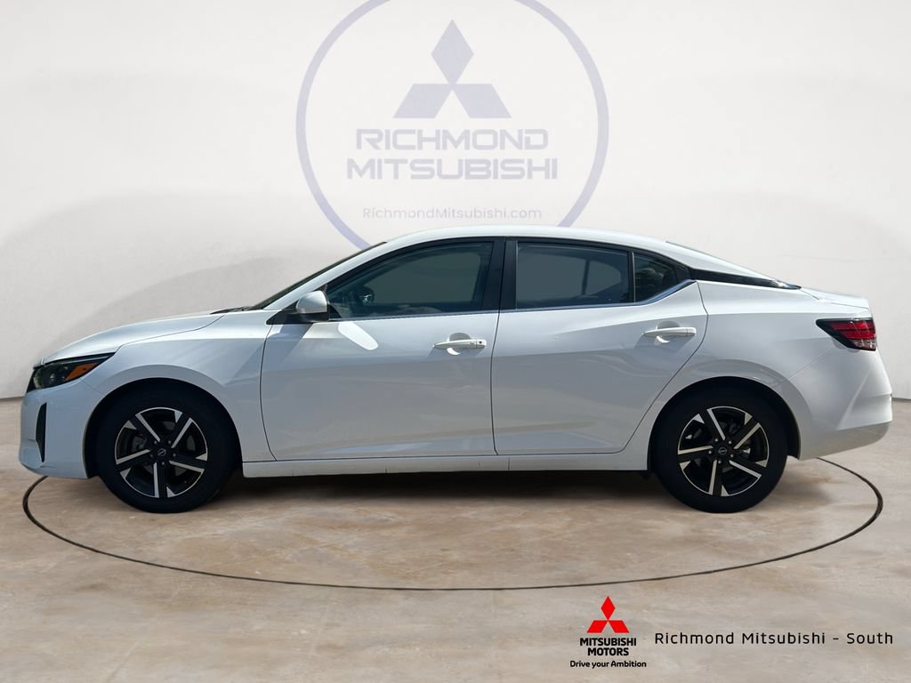 Used 2025 Nissan Sentra SV FWD image 6