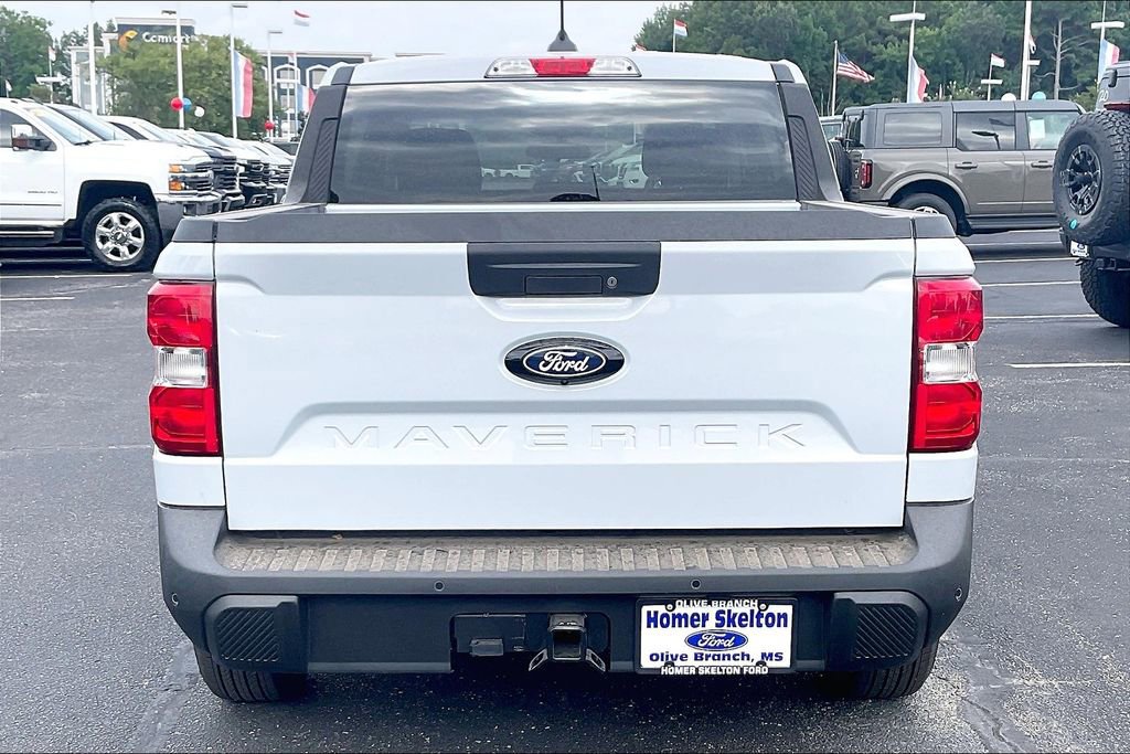 New 2025 Ford Maverick XLT w/ XLT Luxury Package image 4