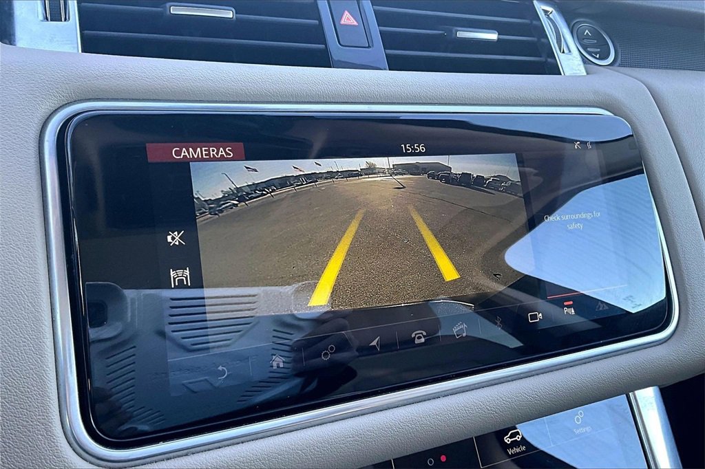 Used 2018 Land Rover Range Rover Sport HSE image 23