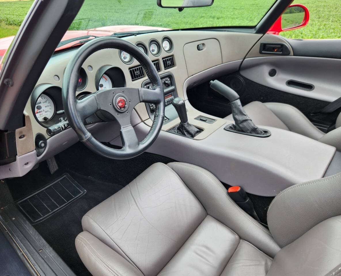 Used 1994 Dodge Viper RT/10 RWD image 10