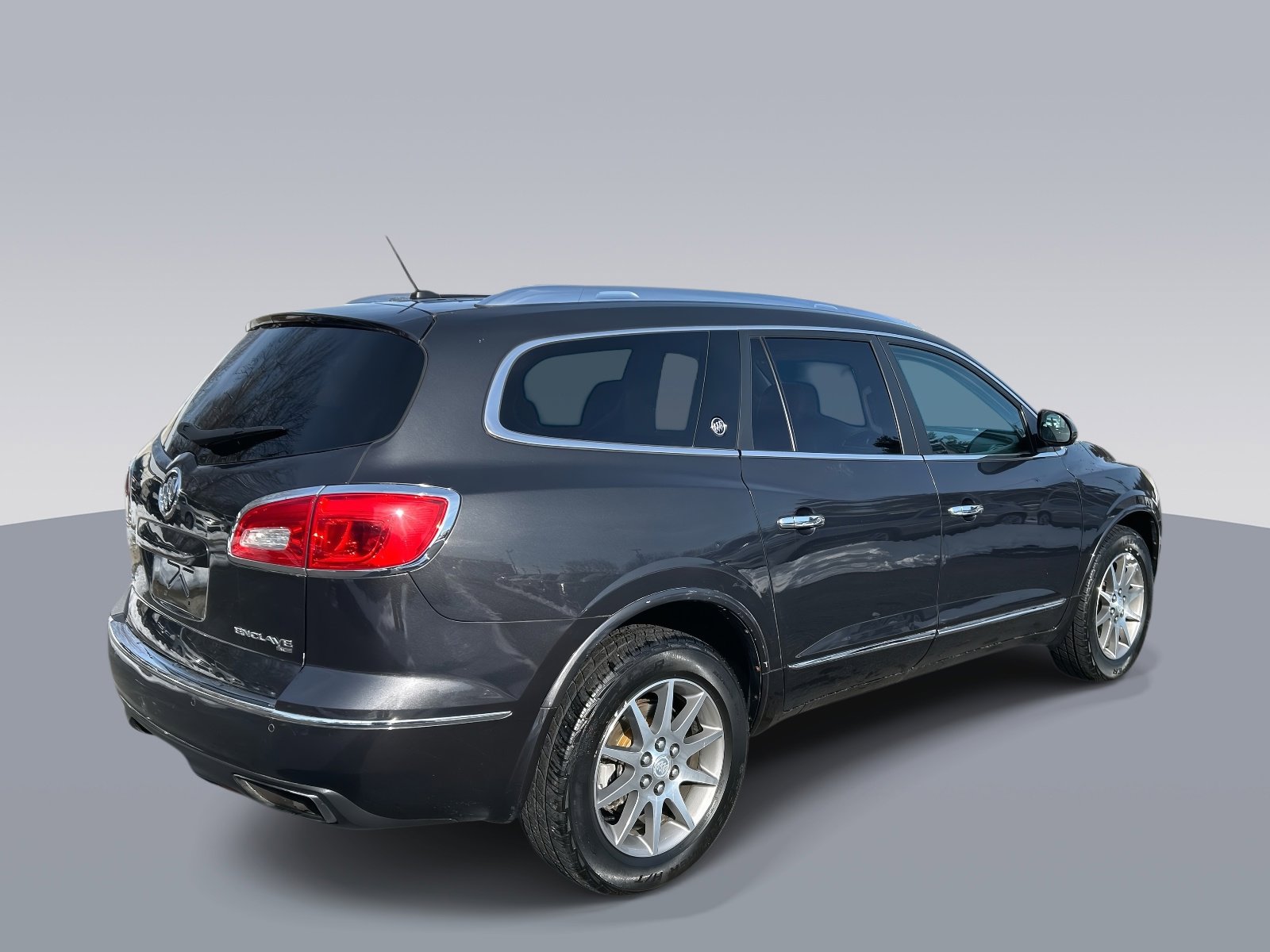 Used 2013 Buick Enclave Leather image 3