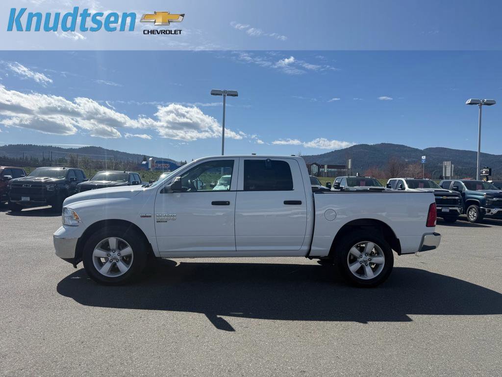 Used 2023 RAM 1500 Classic SLT AWD/4WD image 4