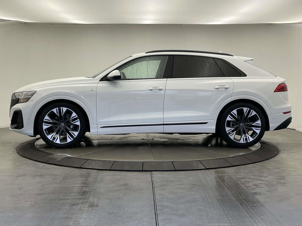 New 2026 Audi Q8 Premium Plus image 2