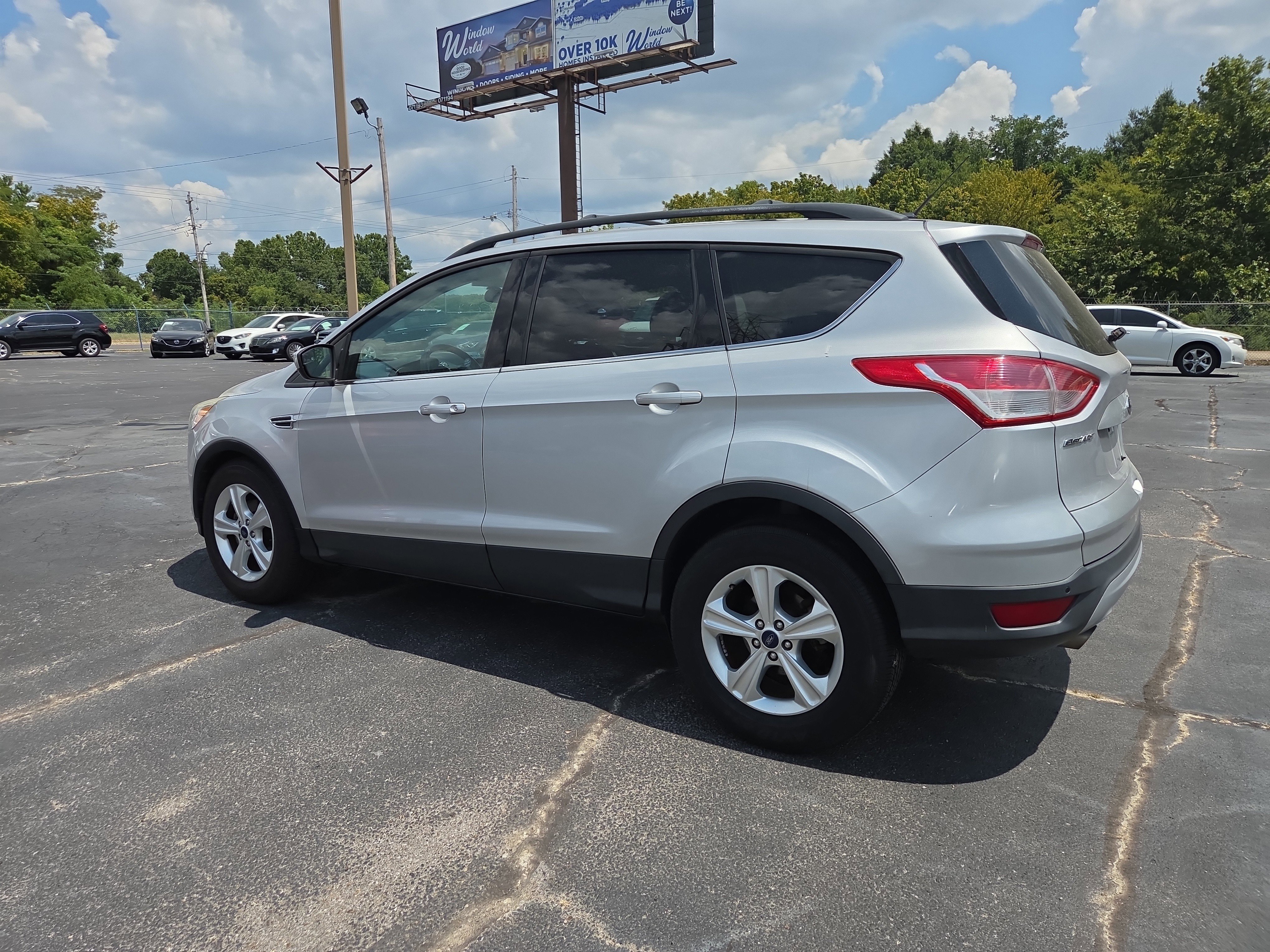 Used 2014 Ford Escape SE w/ Equipment Group 201A image 3