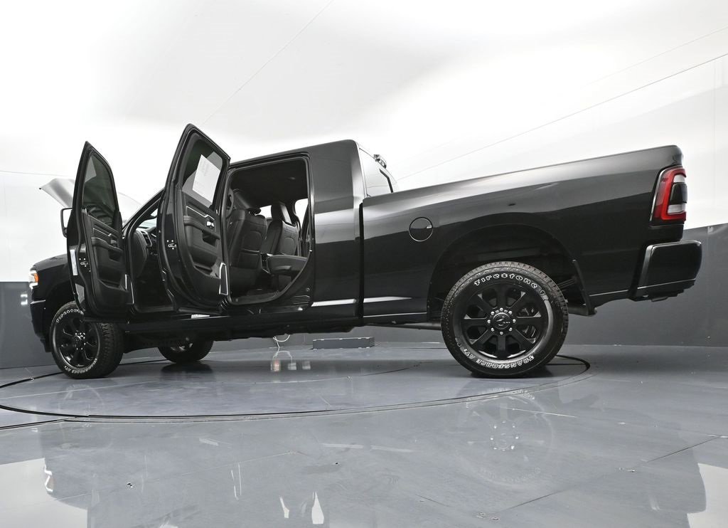 Used 2024 RAM 3500 Laramie w/ Night Edition image 47