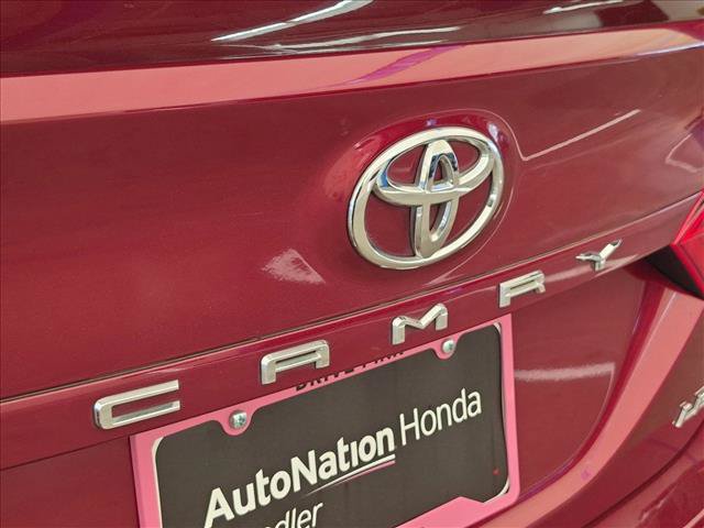 Used 2018 Toyota Camry LE FWD image 30