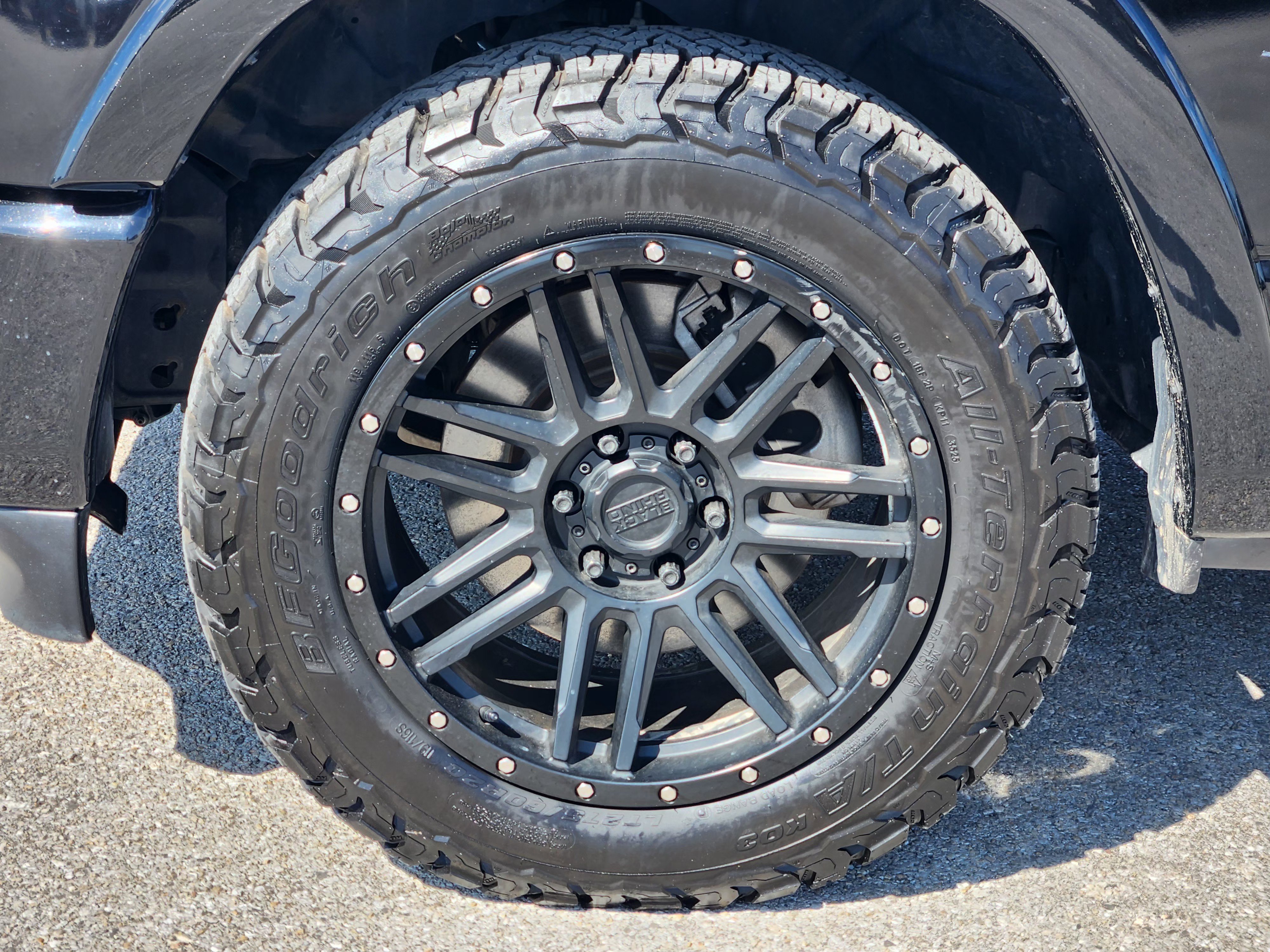 Used 2021 RAM 1500 Laramie AWD/4WD image 10