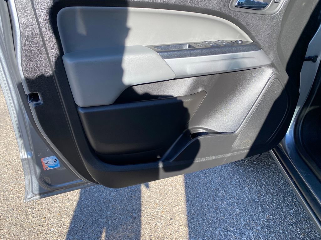 Used 2020 Chevrolet Colorado LT image 11
