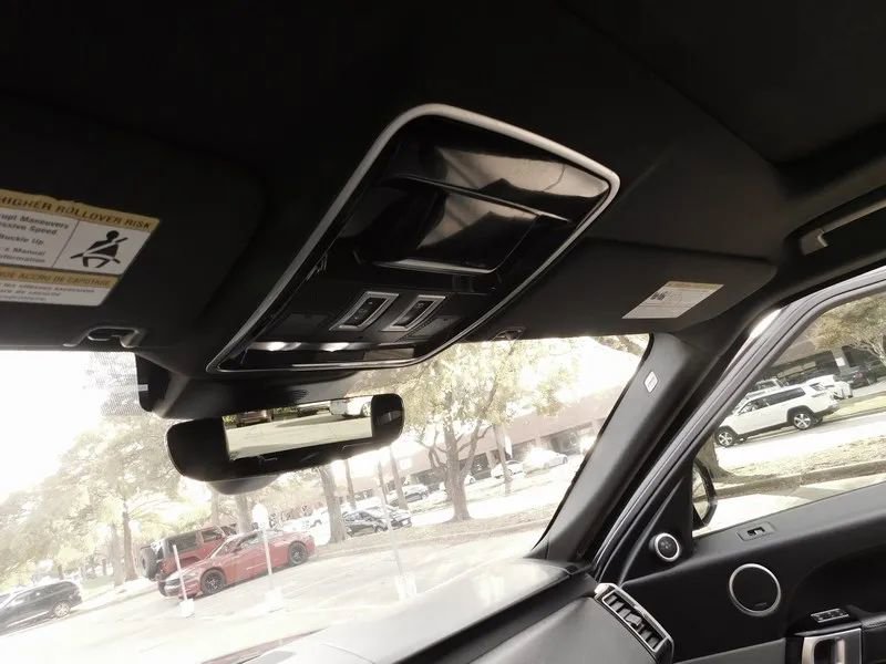 Used 2017 Land Rover Range Rover Sport HSE image 34