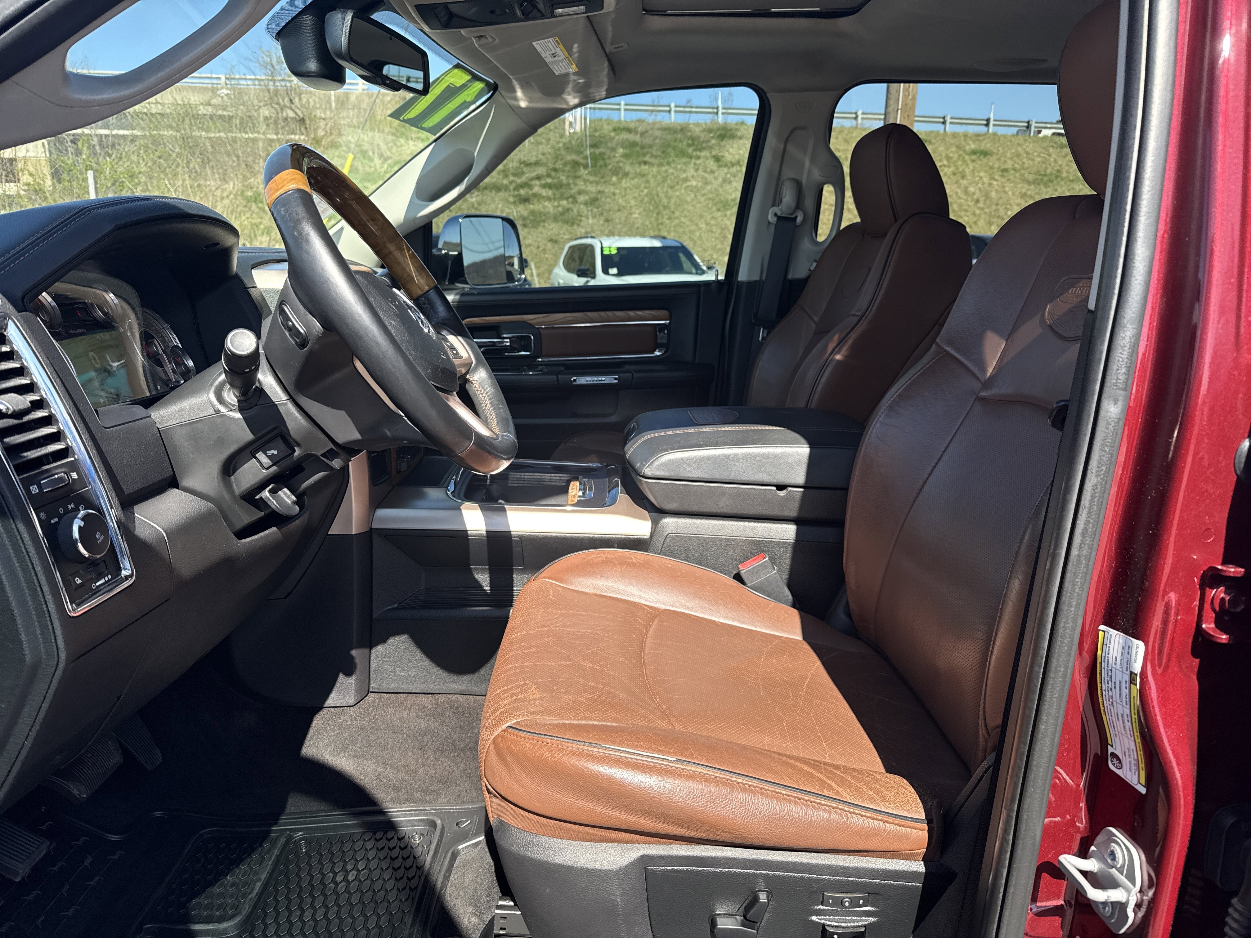 Used 2017 RAM 2500 Limited w/ Snow Chief Group image 12