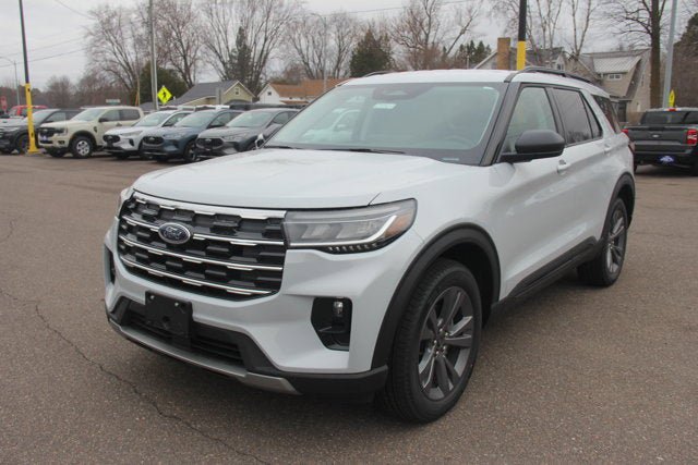 New 2026 Ford Explorer Active w/ Active Comfort Package AWD/4WD image 10