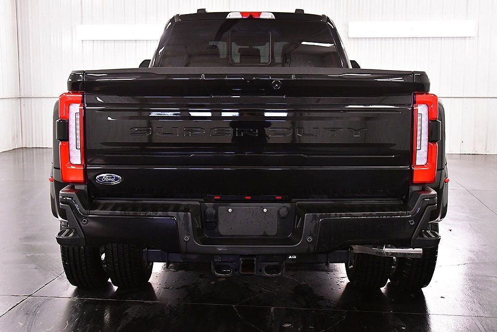 Used 2025 Ford F350 Platinum image 7