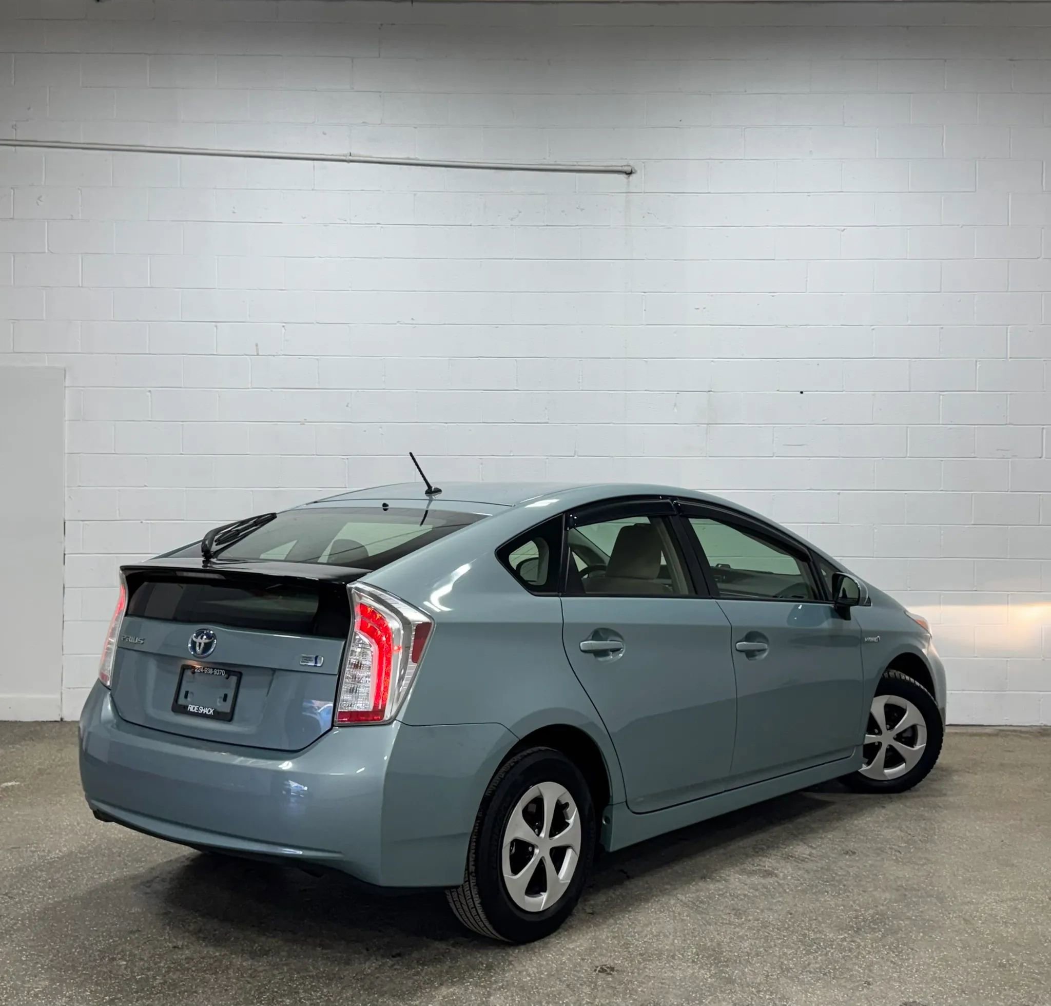Used 2012 Toyota Prius Two image 3