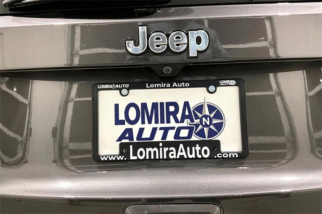 Used 2019 Jeep Renegade Latitude w/ Cold Weather Group image 24