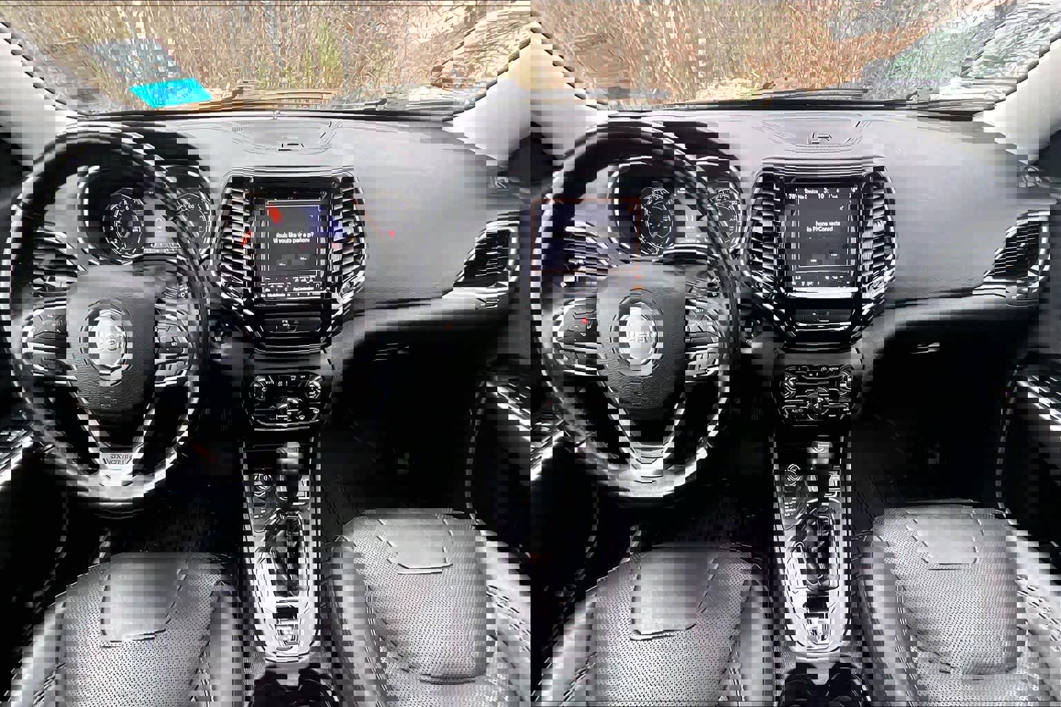 Used 2019 Jeep Cherokee Limited image 15