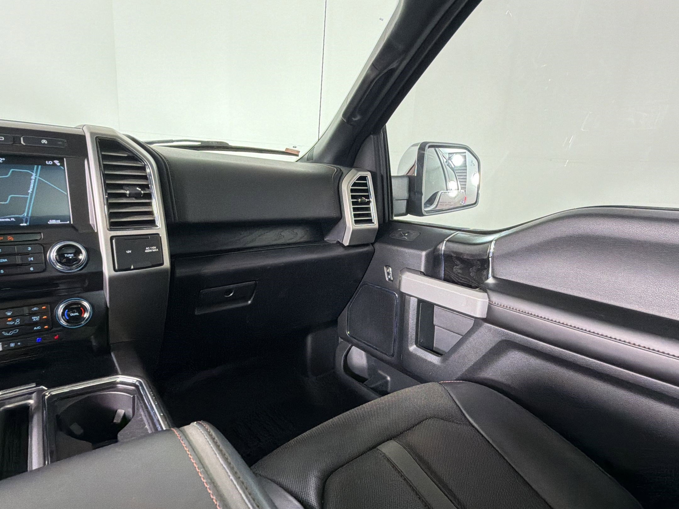 Used 2018 Ford F150 Platinum w/ Equipment Group 701A Luxury RWD image 29