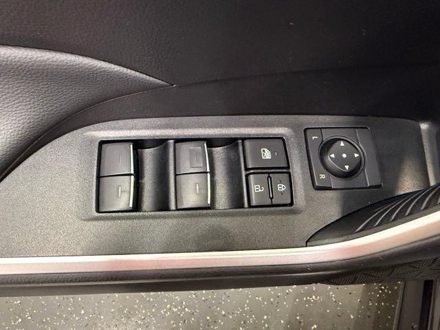Certified 2025 Toyota RAV4 XLE AWD/4WD image 11