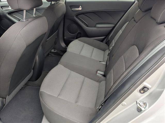 Used 2017 Kia Forte LX image 17