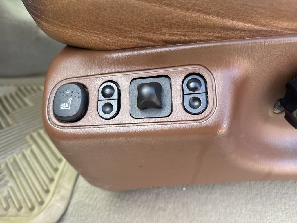 Used 2006 Ford F350 King Ranch AWD/4WD image 10