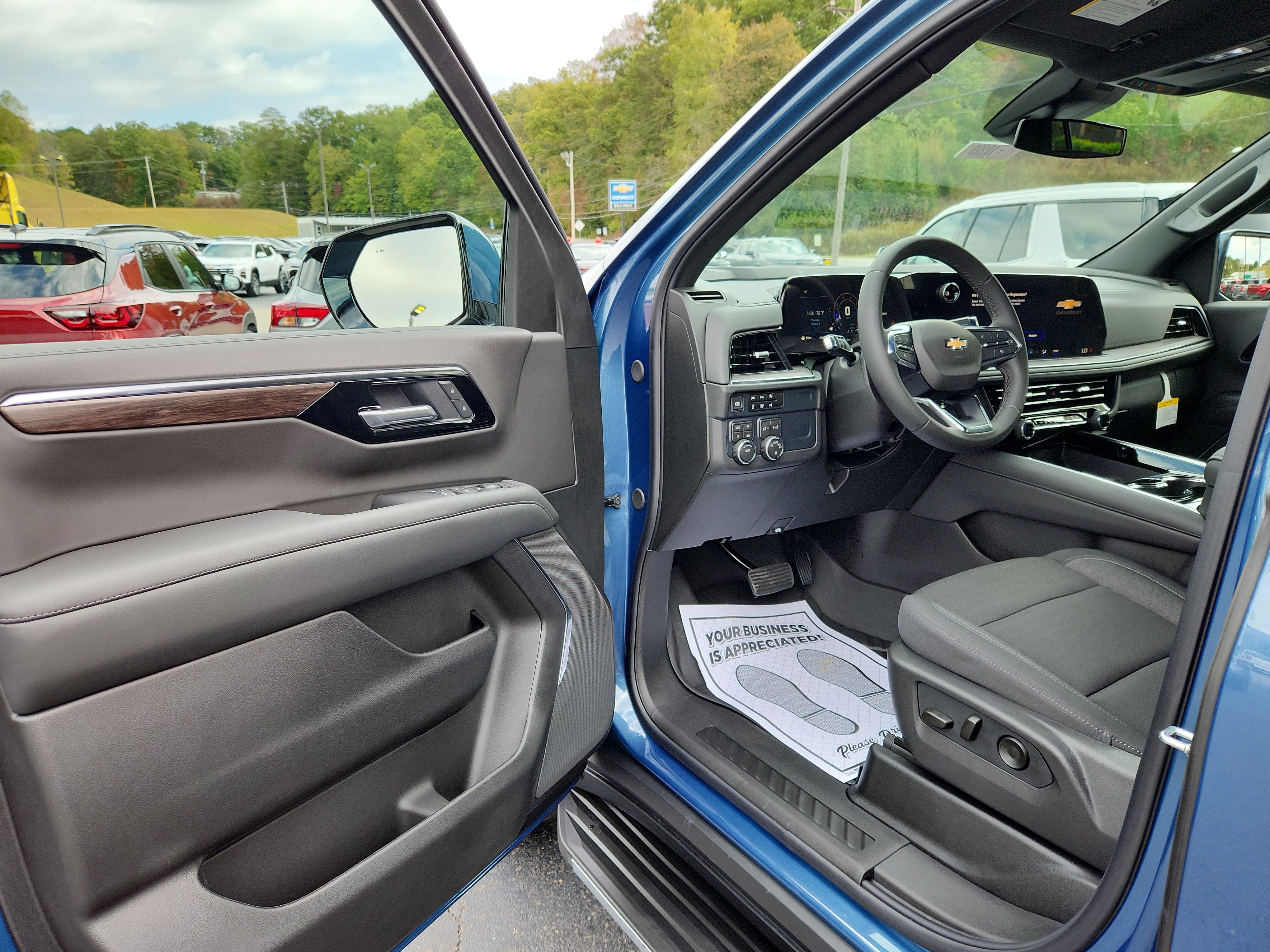 New 2026 Chevrolet Tahoe LS image 6