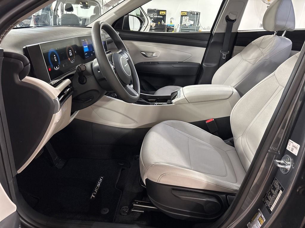 Used 2026 Hyundai Tucson SE AWD/4WD image 25