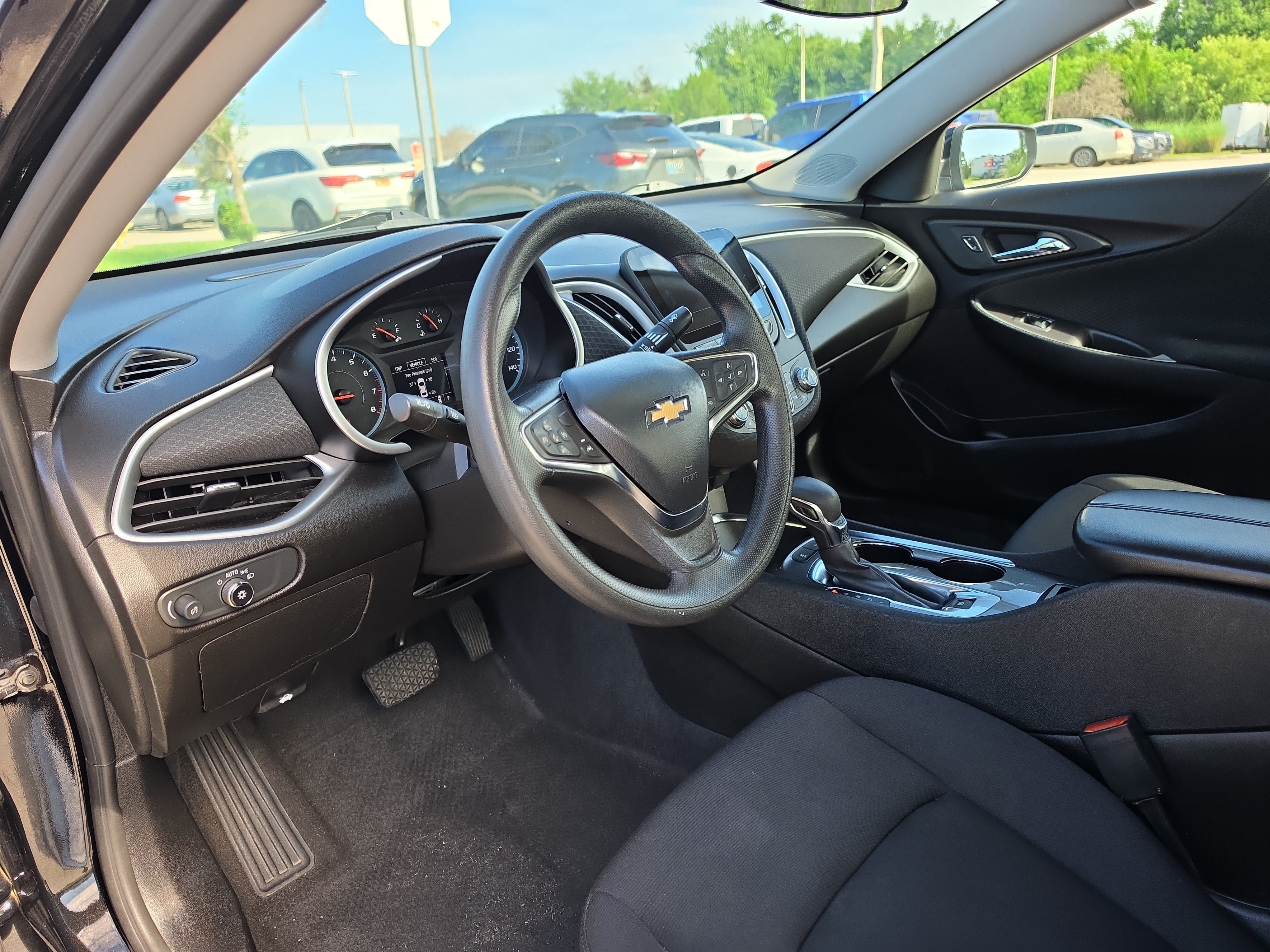 Certified 2024 Chevrolet Malibu LT FWD image 14
