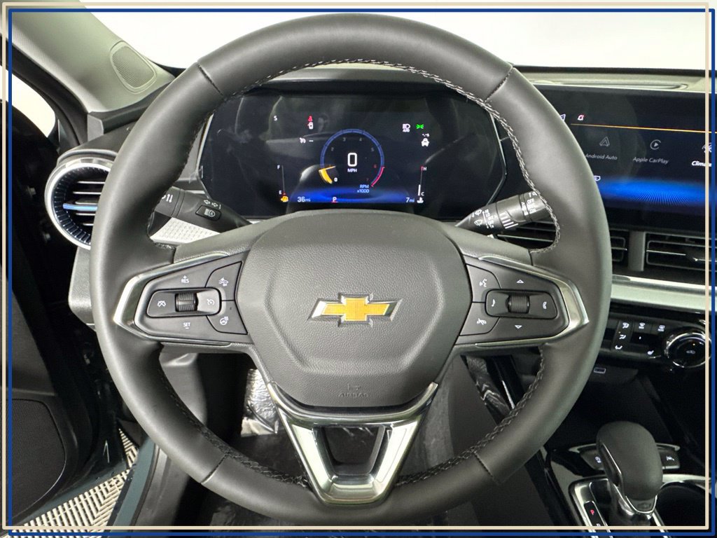 New 2026 Chevrolet Trax LT w/ LT Convenience Package FWD image 13