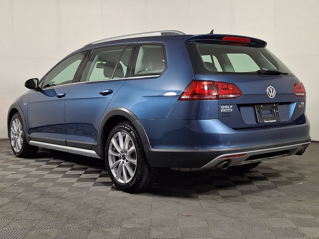 Used 2017 Volkswagen Golf Alltrack S AWD/4WD image 7
