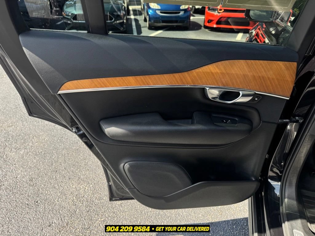 Used 2022 Volvo XC90 T6 Momentum w/ Advanced Package AWD/4WD image 28