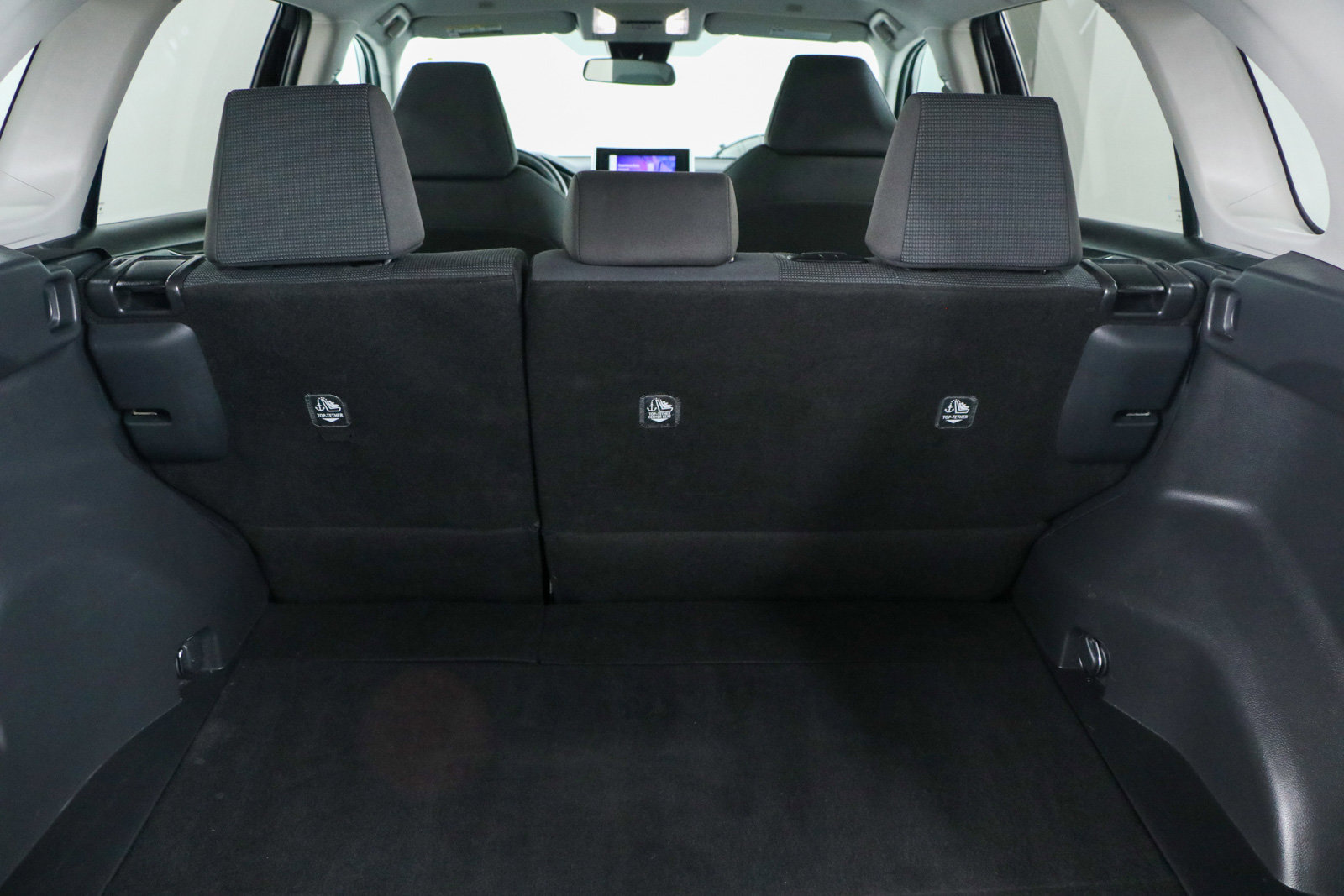 Used 2024 Toyota RAV4 LE image 28