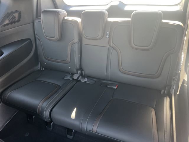 New 2026 Nissan Armada SL w/ Captain's Chari Seat Package image 19