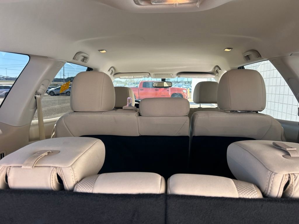 Used 2018 Nissan Pathfinder SV w/ SV All Weather Package image 33