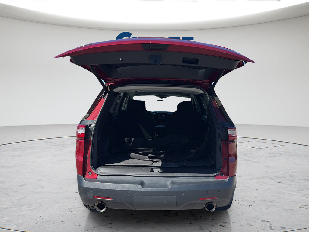 Used 2021 Chevrolet Traverse LT FWD image 27