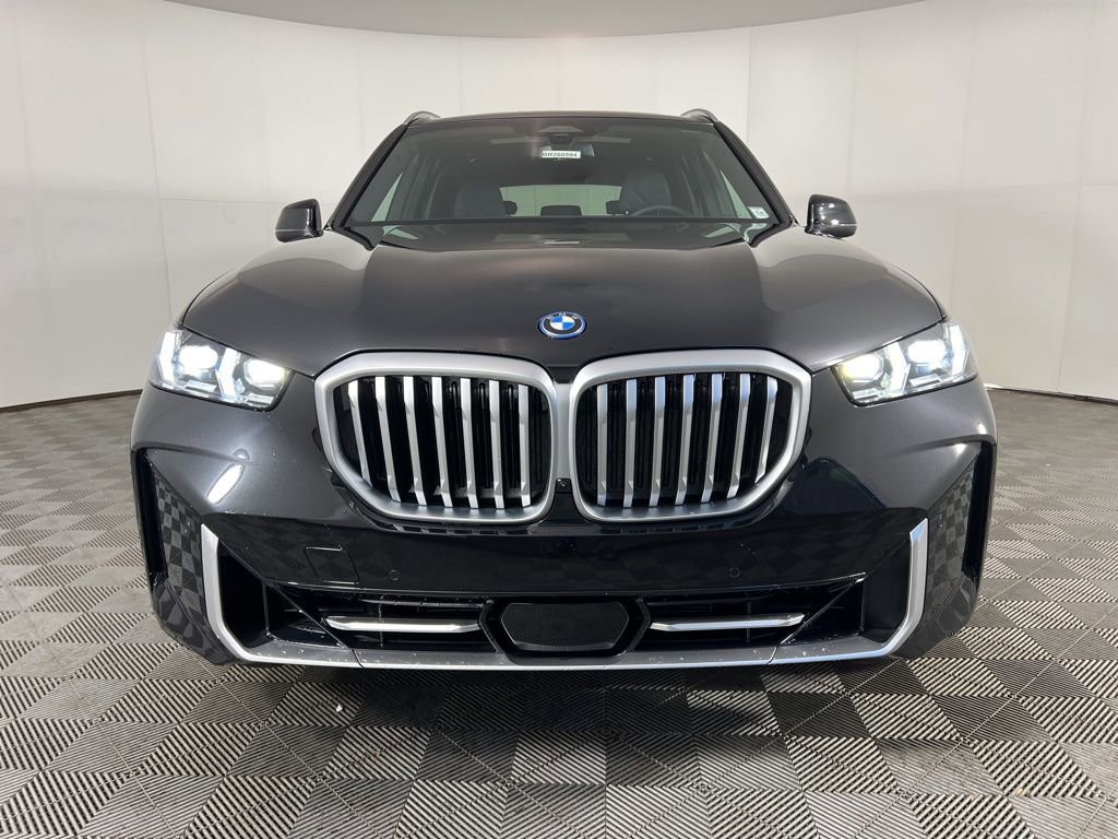 New 2026 BMW X5 xDrive50e w/ Climate Comfort Package image 5
