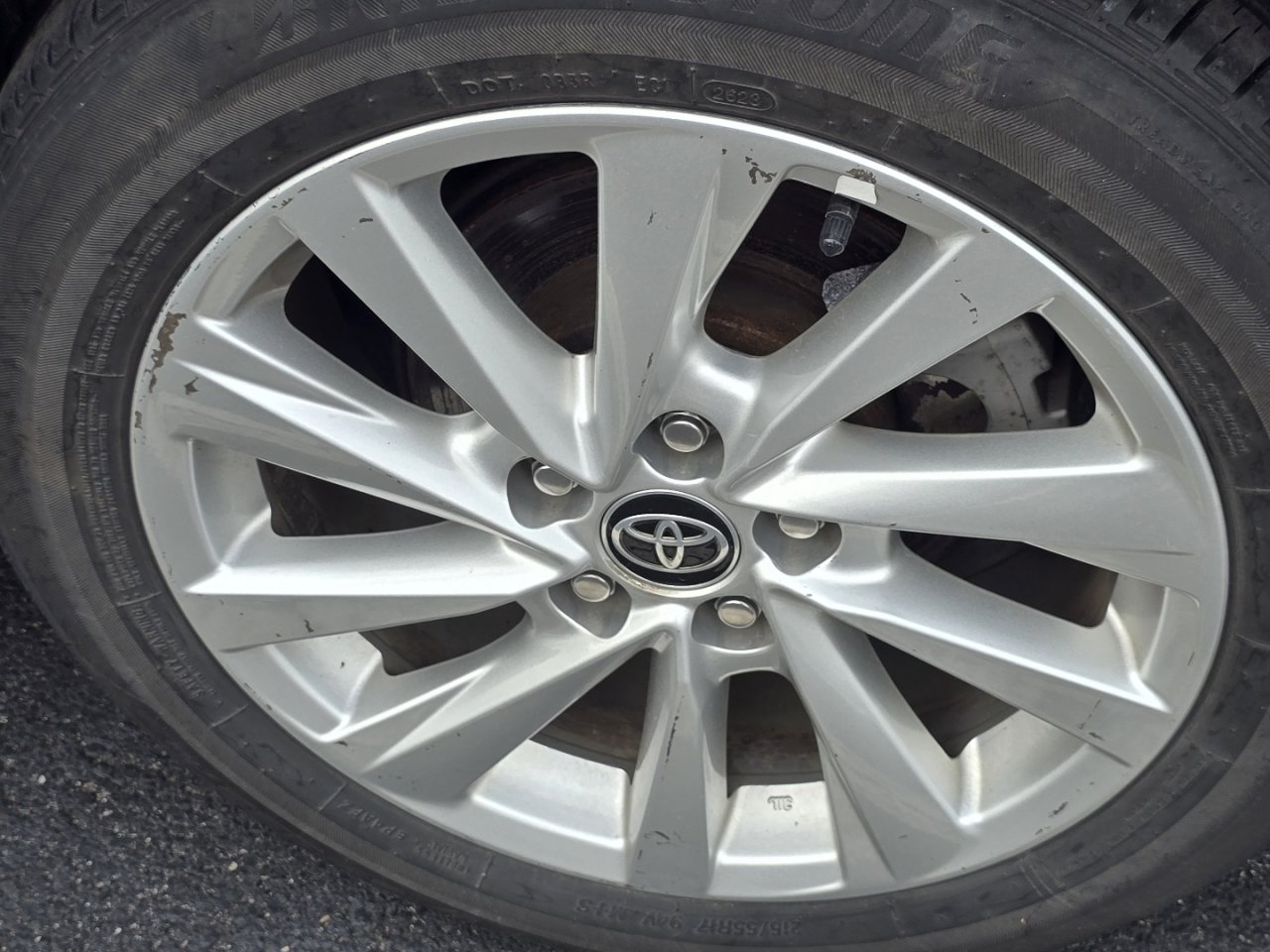 Used 2023 Toyota Camry LE w/ Convenience Package image 10